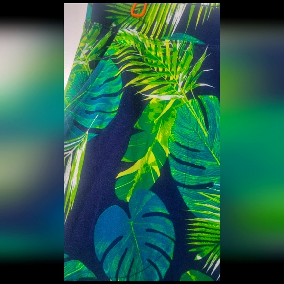 D & Co Beach, Gorgeous & Vibrant, Pull-On Wide Leg with side slits. 2XT - Picture 3 of 11